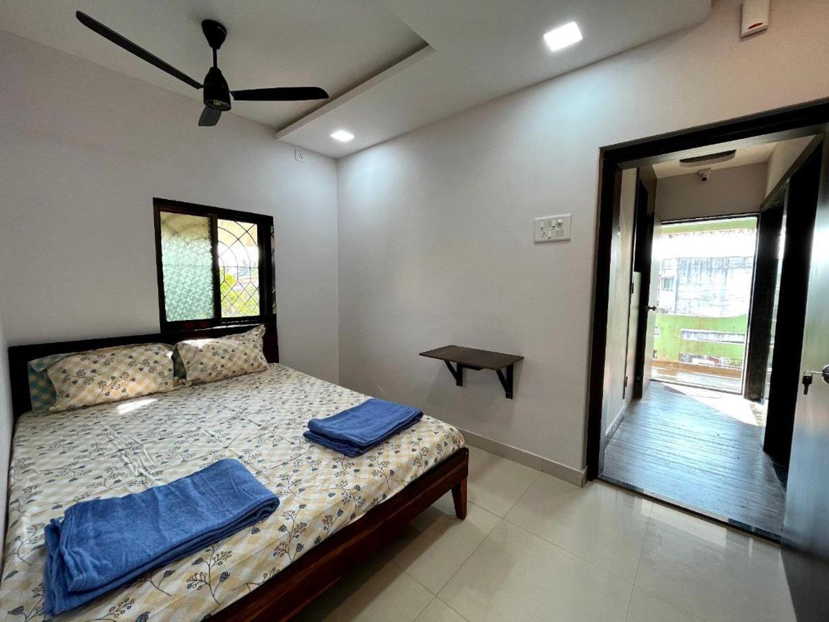 Gayatri Homestay Ratnāgiri Exteriör bild